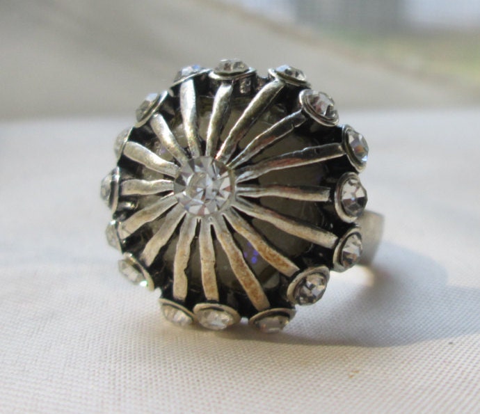 Glühende Seeigel Ring Iii Glühende Seeigel Ring Iii von MoonlitGrotto