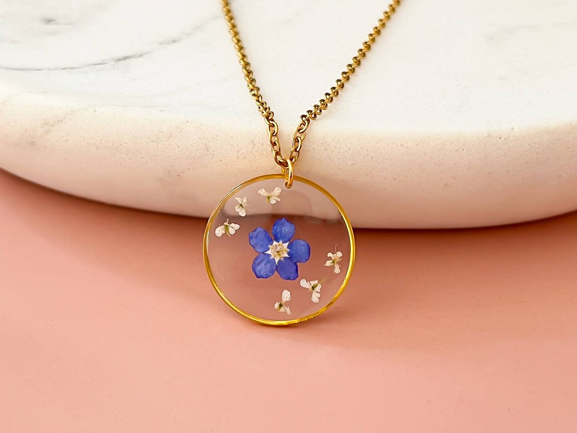 Echte Vergissmeinnicht Blume Halskette Für Frauen, Gold Geschenk Sie, Brautjungfer Hochzeitsgeschenke, Etwas Blaues von MoonlitRoseJewellery