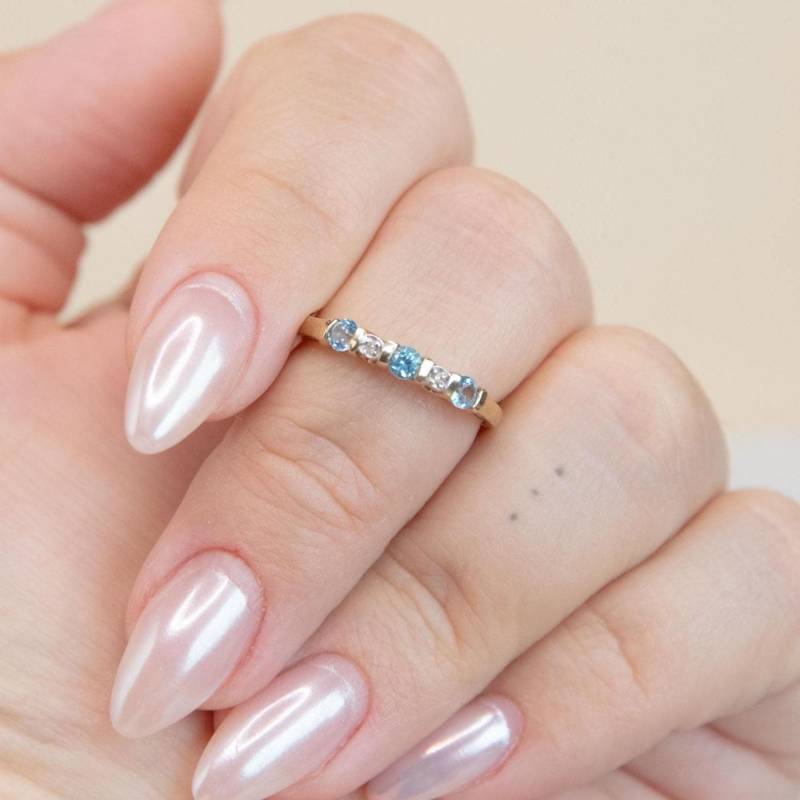 Vintage 8K Gold Ring With Blue Topaz & Diamonds | Dainty Ocean-Inspired Size 56/57 Girlfriend Gift von Moonspiritcards