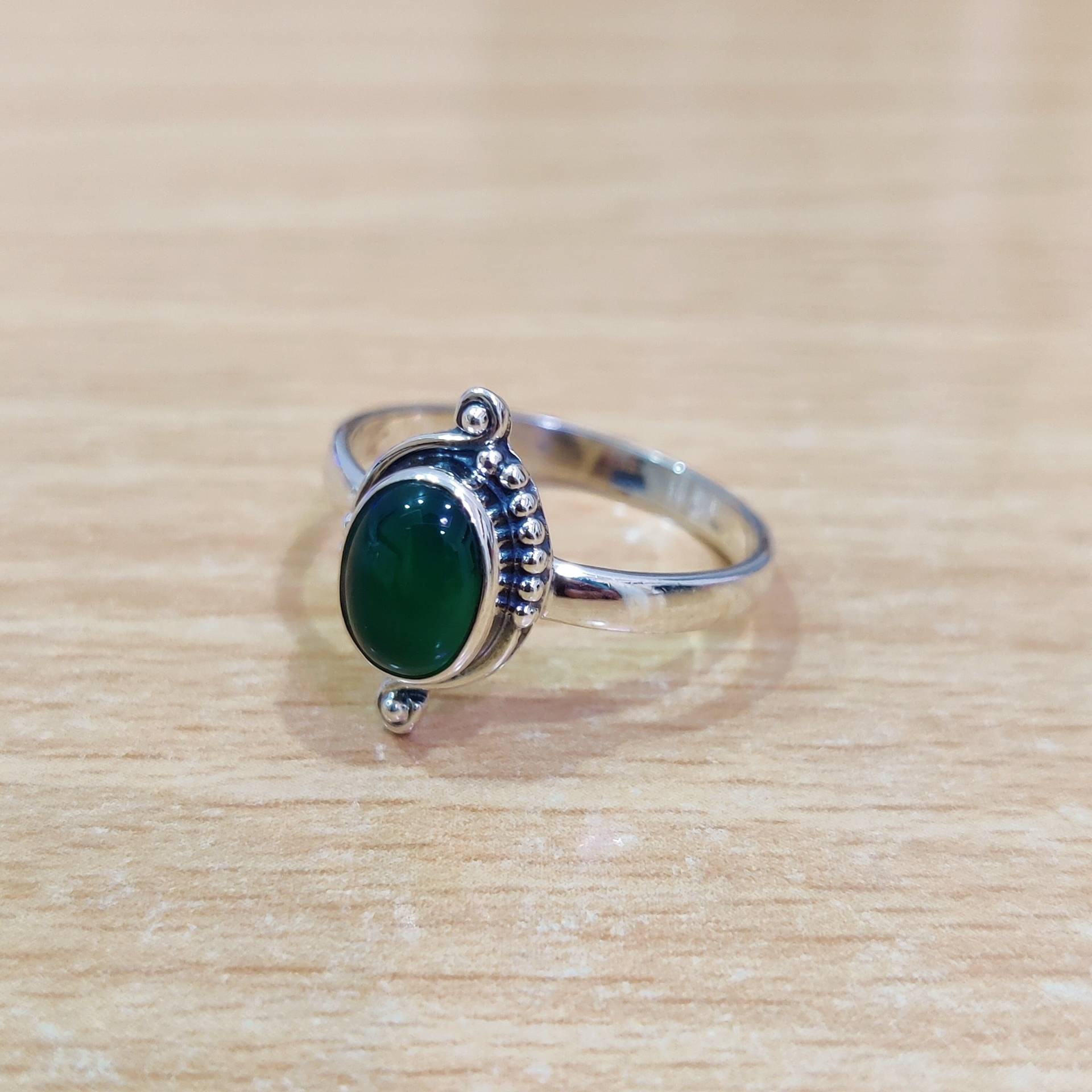 Natürlicher Grüner Onyx Ring 925 Sterling Silber Minimalist Handgemachte Oval Form Unisex Schöne Geschenk Für Sie von Moonstoneringstore