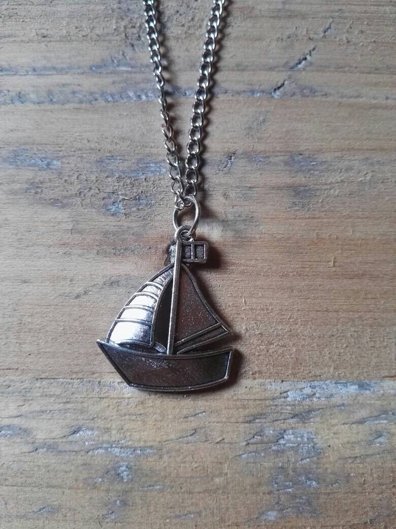 Segelboot Halskette Boot Schmuck Schiff Seesegler Seeliebhaber Anhänger See Segelschiff Strand von MoraiDes