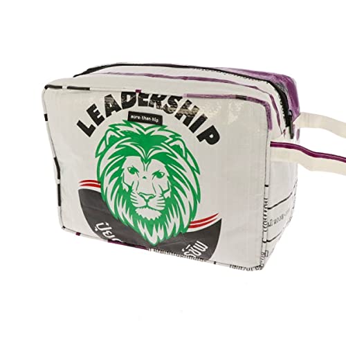 MoreThanHip Yindee Kulturtasche zum Aufhängen - Löwe Weiß - Kulturbeutel Damen und Herren aus Recycelten Zementsäcke Kosmetiktasche Make Up Tasche Organizer Reisetasche - 27 x 19 x 11 cm von More Than Hip