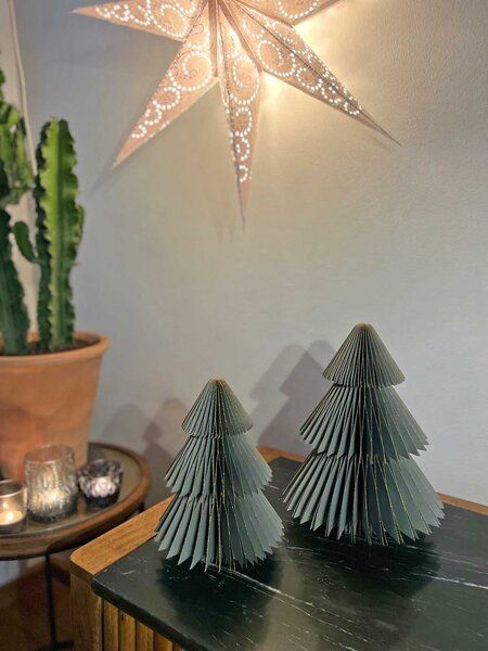 MoreThanHip Dekorative Papier-Weihnachtsbäume (2er-Set) - Picea von MoreThanHip