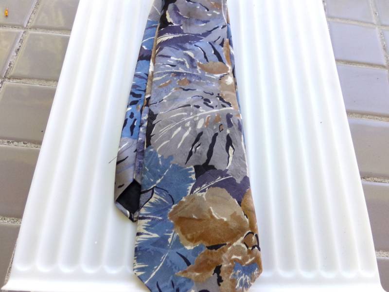 Vintage Boston Trader Krawatte, Kleid Krawatte von Morethebuckles