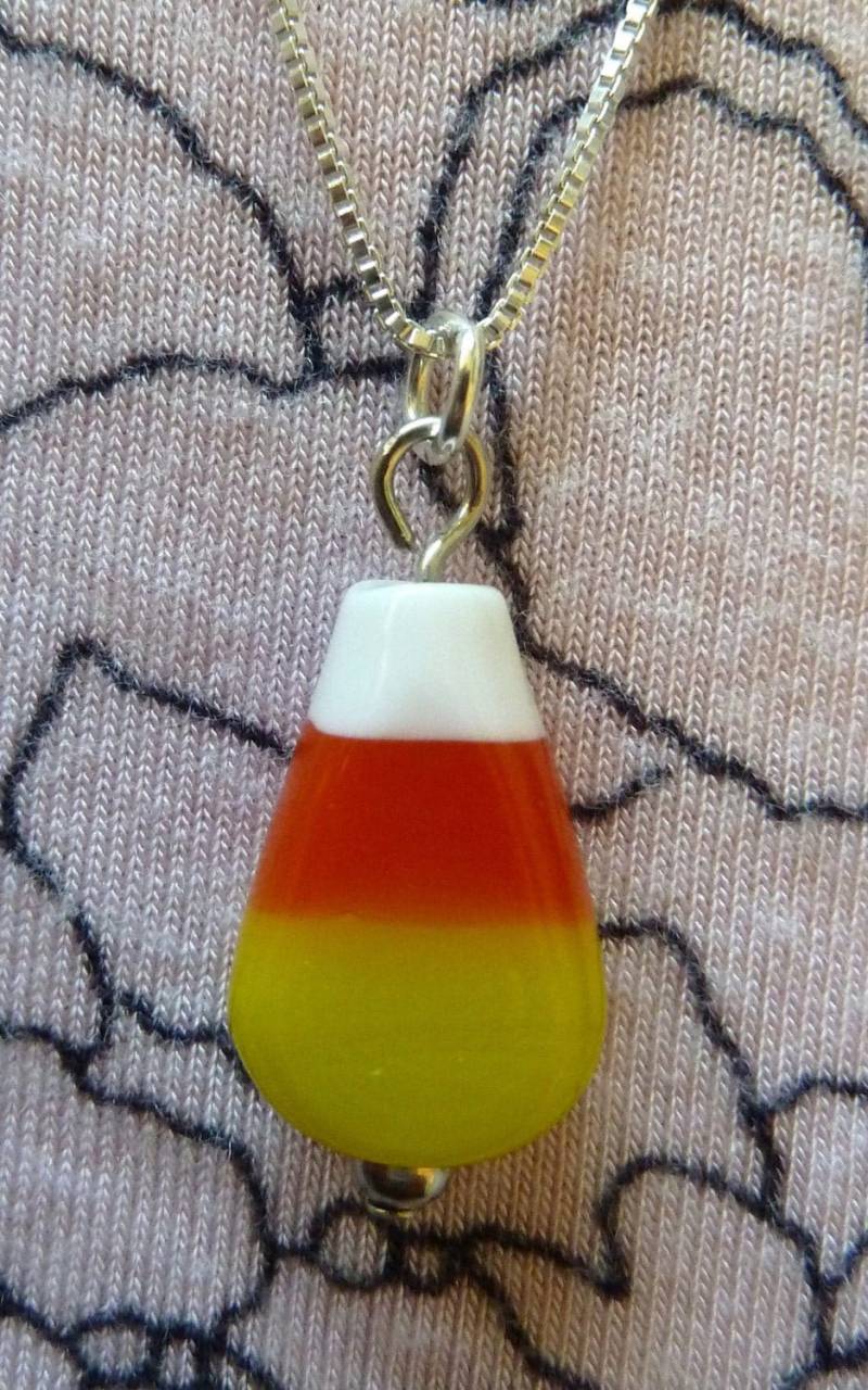 Candy Corn Halskette-Halloween Schmuck-Lampwork Glas Bead-sterling Silber Box Kette-Bezaubernd-Bunt von MorganFischerJewelry