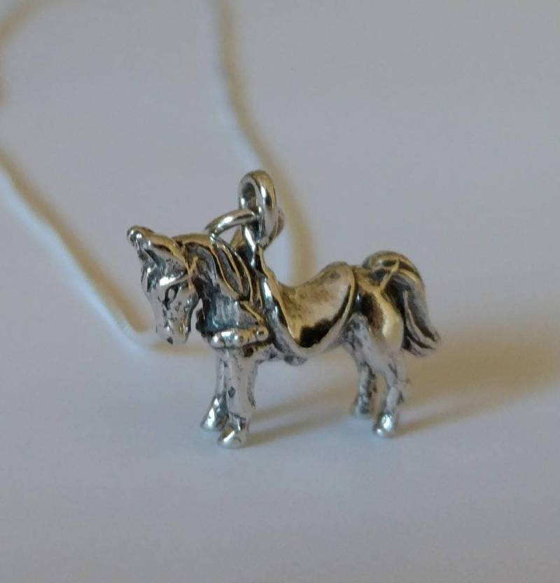 sterling Silber Pferd Halskette-Handmade-Solide-Detaillierte-Reiter Geschenk-Miniatur Skulptur von MorganFischerJewelry
