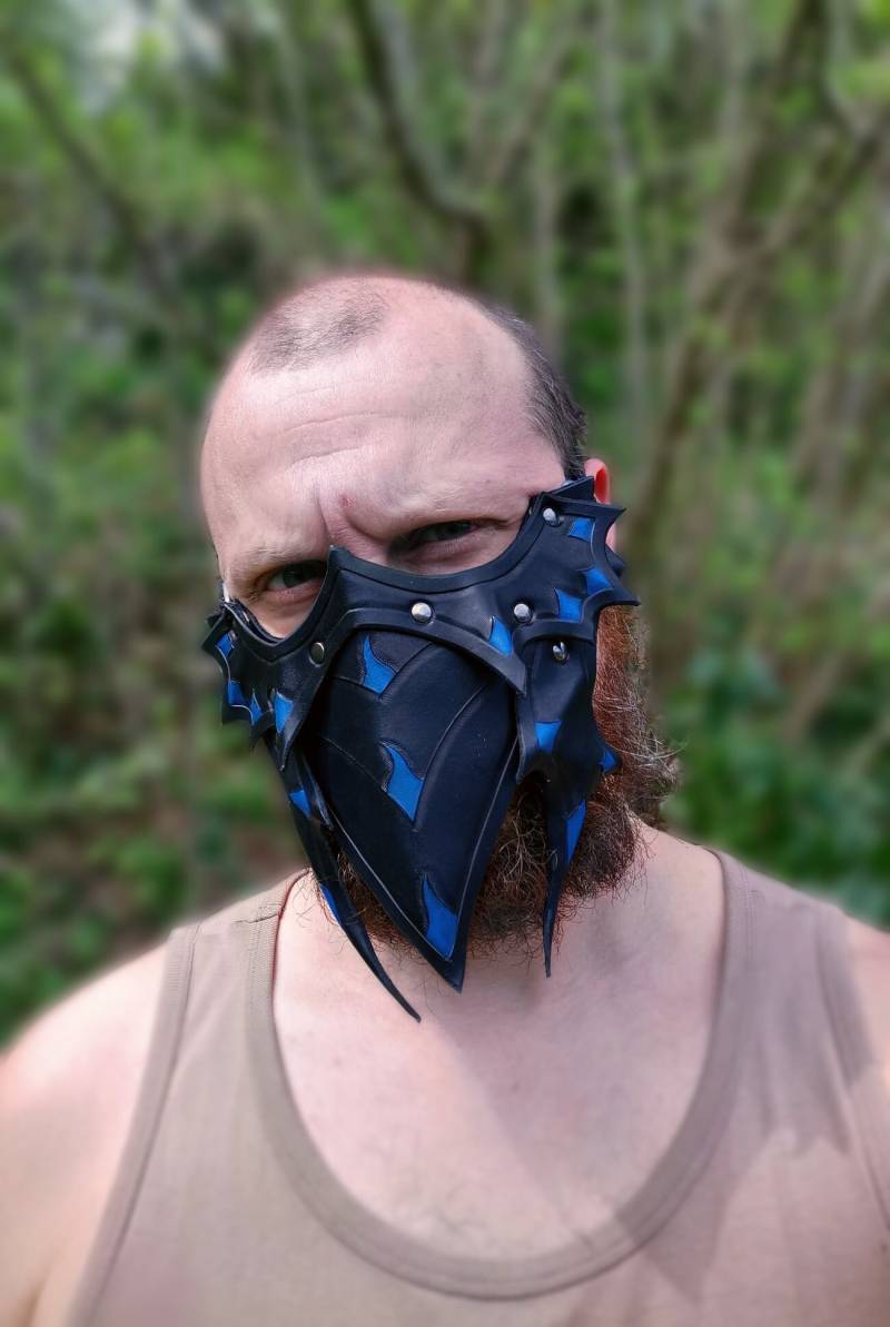 Drache Maschera Mascherina Fantasy Larp Cosplay Guerriero Alchimista Steampunk Personalisierbar Rosso Und Schwarz Anker Grv von MorgothLab
