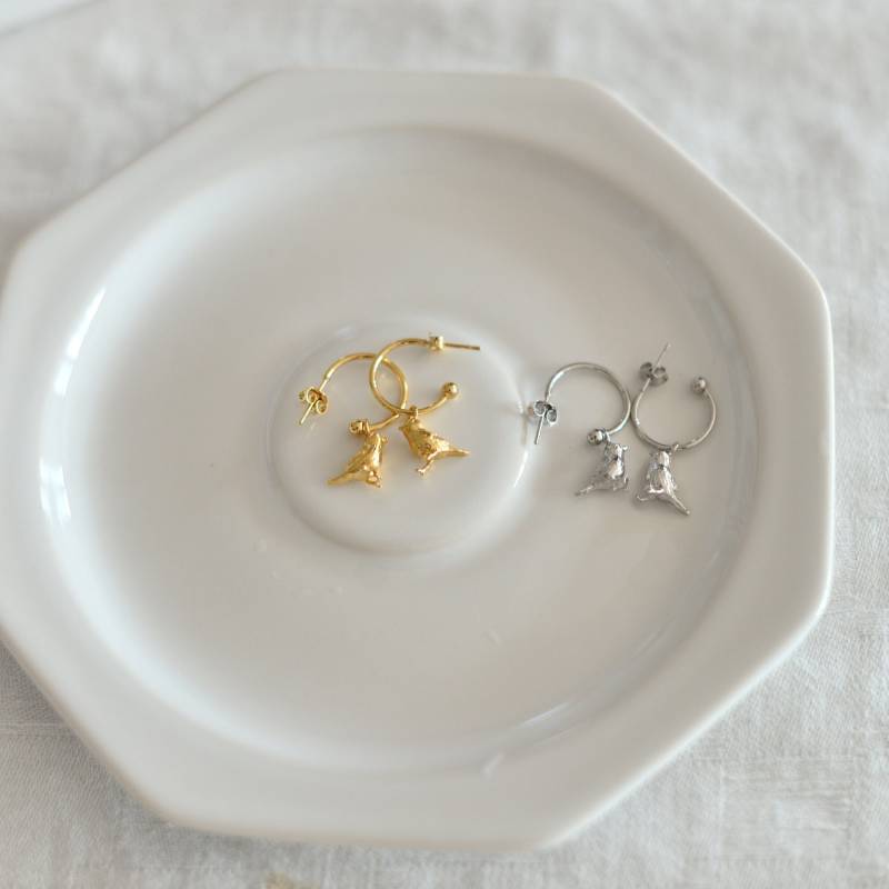 Feine Kleine Spatz Ohrringe Vogel Natur Schmuck Thema Hochzeit Zierlicher Mini 259 von MoruStudio