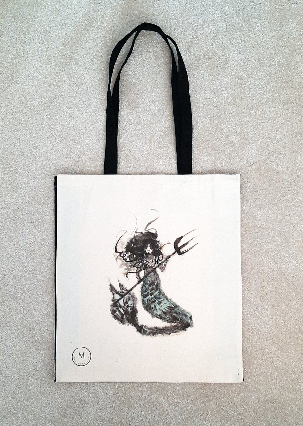 Tragetasche | Meerjungfrau Tasche, Mermaid Shopper, Canvas Vintage Meerjungfrau, Umhängetasche, Einkaufstasche Sirenentasche Morvenna Tragetasche | Meerjungfrau Tasche, Mermaid Shopper, Canvas Vintage Meerjungfrau, Umhängetasche, Einkaufstasche Sirenentasche Morvenna von Morvenna
