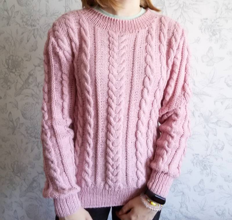 Frau Kleidung Rosa Zopfmuster Pullover Klobige Weiche Warme Perfekte Winter Geschenk Für Mode Hand Stricken Valentinstag von MosaicArtJewelery