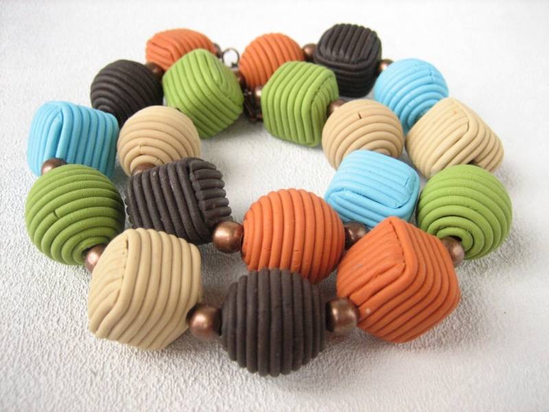 Perlen Kette Für Frauen Runder Würfel Leuchtend Bunt Schmuck Blau Grün Polymer Clay Orange Große Multicolor von MosaicArtJewelery