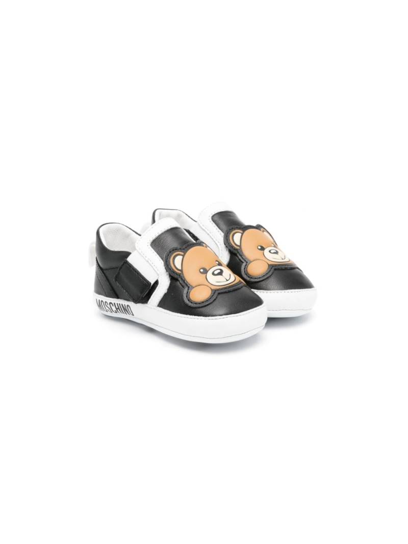 Moschino Kids Sneakers mit Teddy-Applikation - Schwarz von Moschino Kids