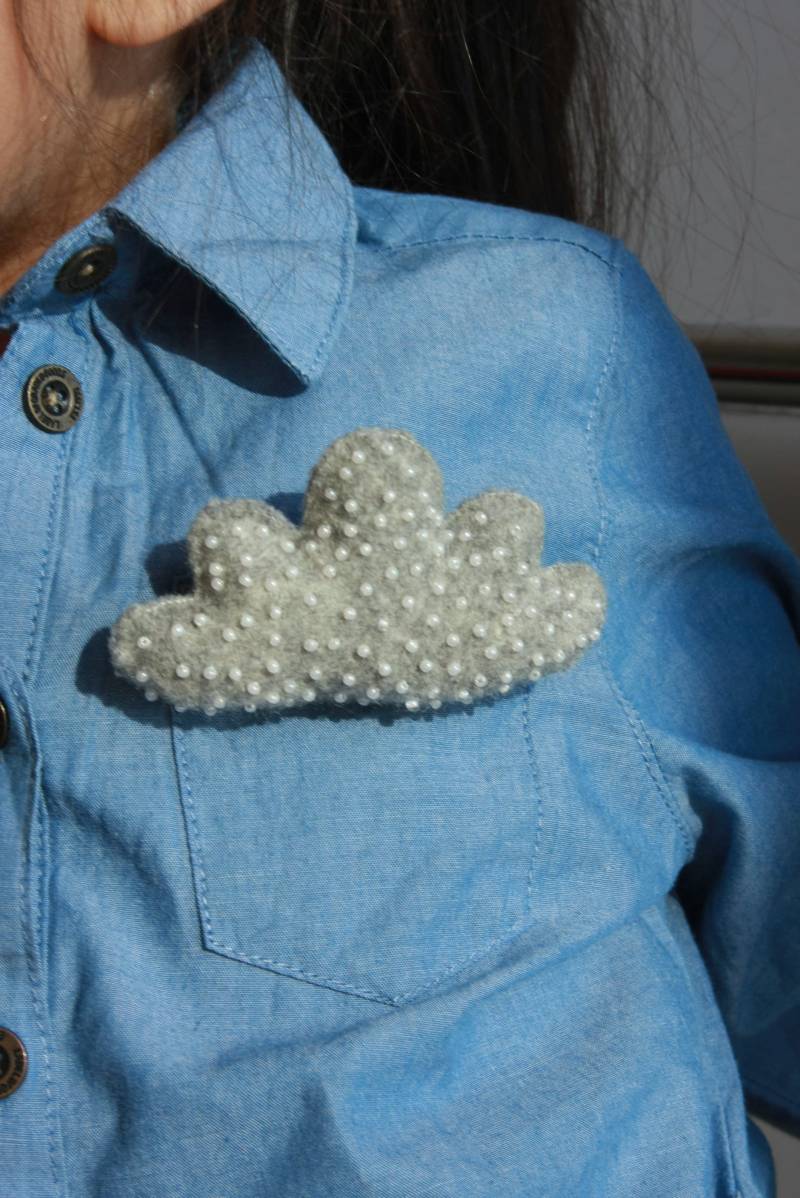 Filz Wolke Brosche Grau Stift Besetzt Textil Zubehör Handgemachte Kunst Schal Pin Handtasche Dekoration Hut Filz Wolke Brosche Grau Stift Besetzt Textil Zubehör Handgemachte Kunst Schal Pin Handtasche Dekoration Hut von MoselArtandCarvings