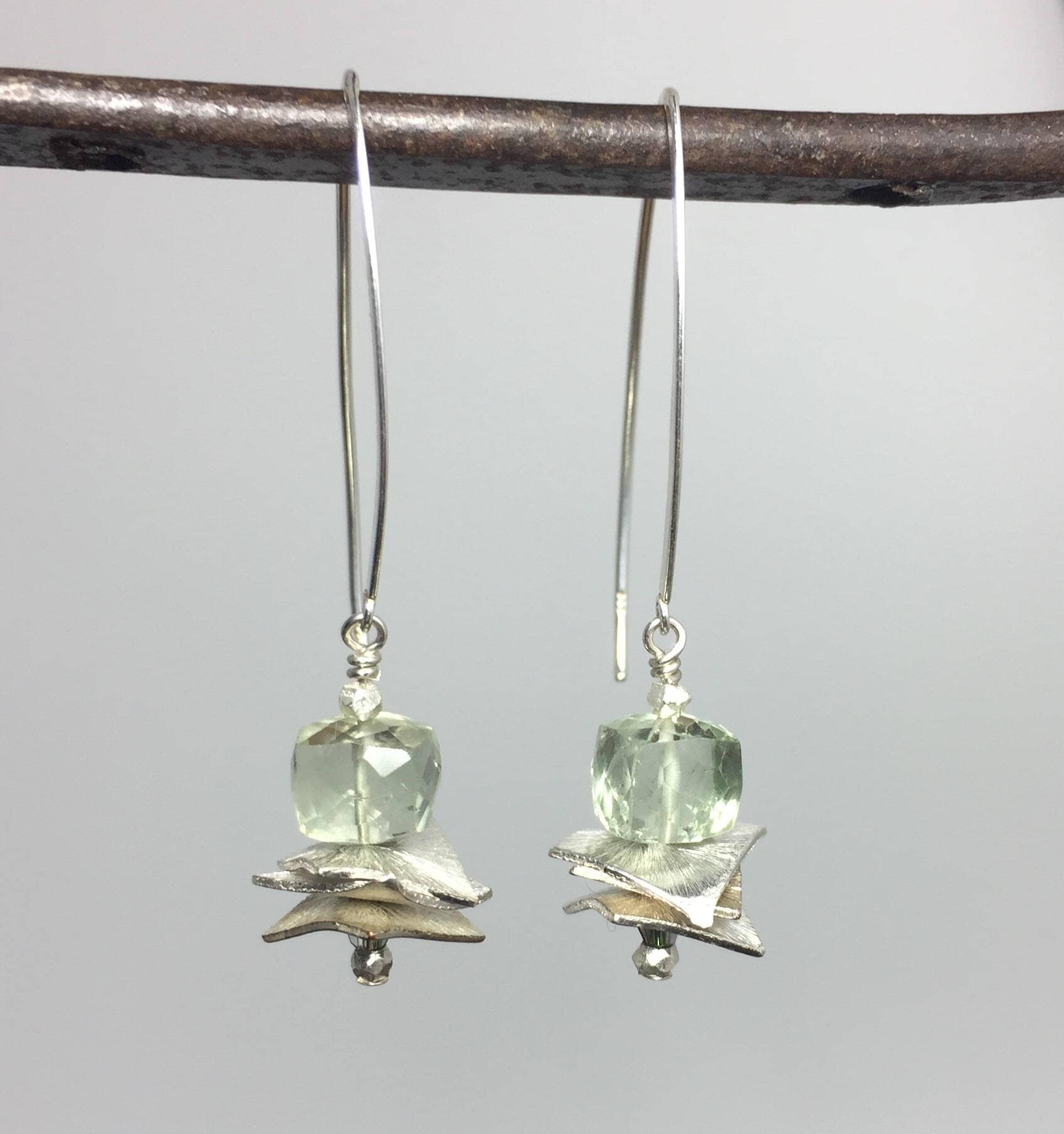 Edelstein Ohrringe, Sterling Silber Perlen Lange Grün Amethyst Rauchquarz Ohrringe von MossberryandStone