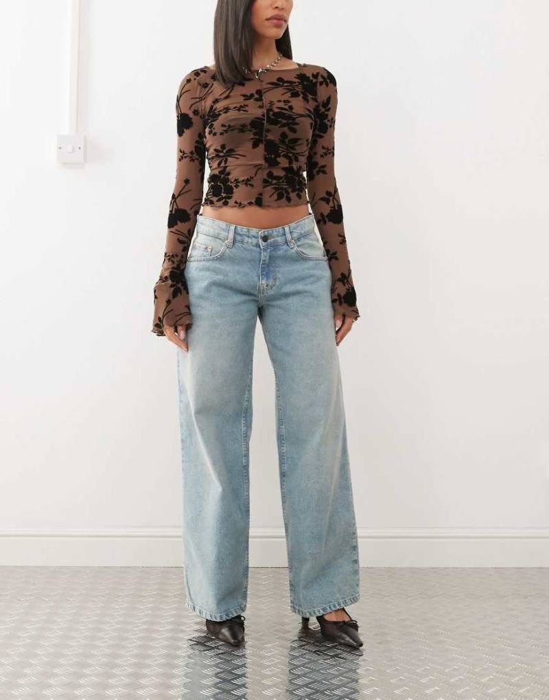 Motel - Jeans in verwaschenem Blaugrün mit sehr weitem, geräumigem Schnitt und niedrigem Bund von Motel