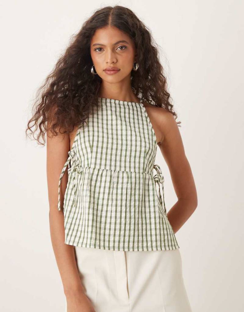 Motel - Palsi - Kariertes Oberteil in Grün mit seitlichen Bindedetails von Motel