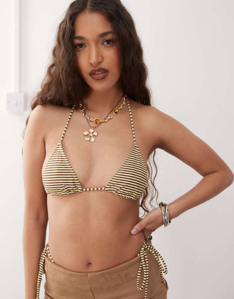 Motel - Pami - Bikinioberteil in Braun mit Streifen von Motel