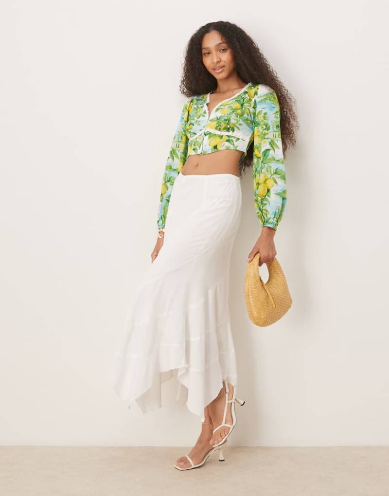 Motel - Rombe - Asymmetrischer Boho-Rock in Elfenbein aus Leinen-Weiß von Motel