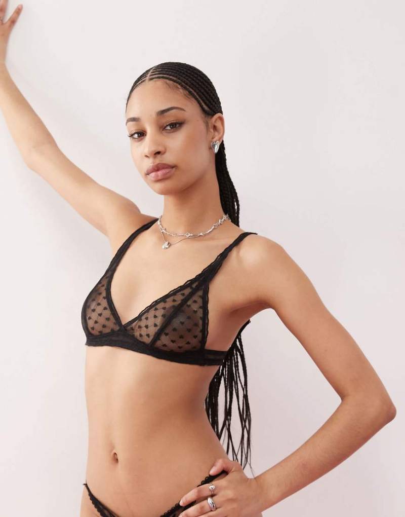 Motel - Yandri - Weicher BH aus Spitze in Schwarz mit Herzmuster von Motel