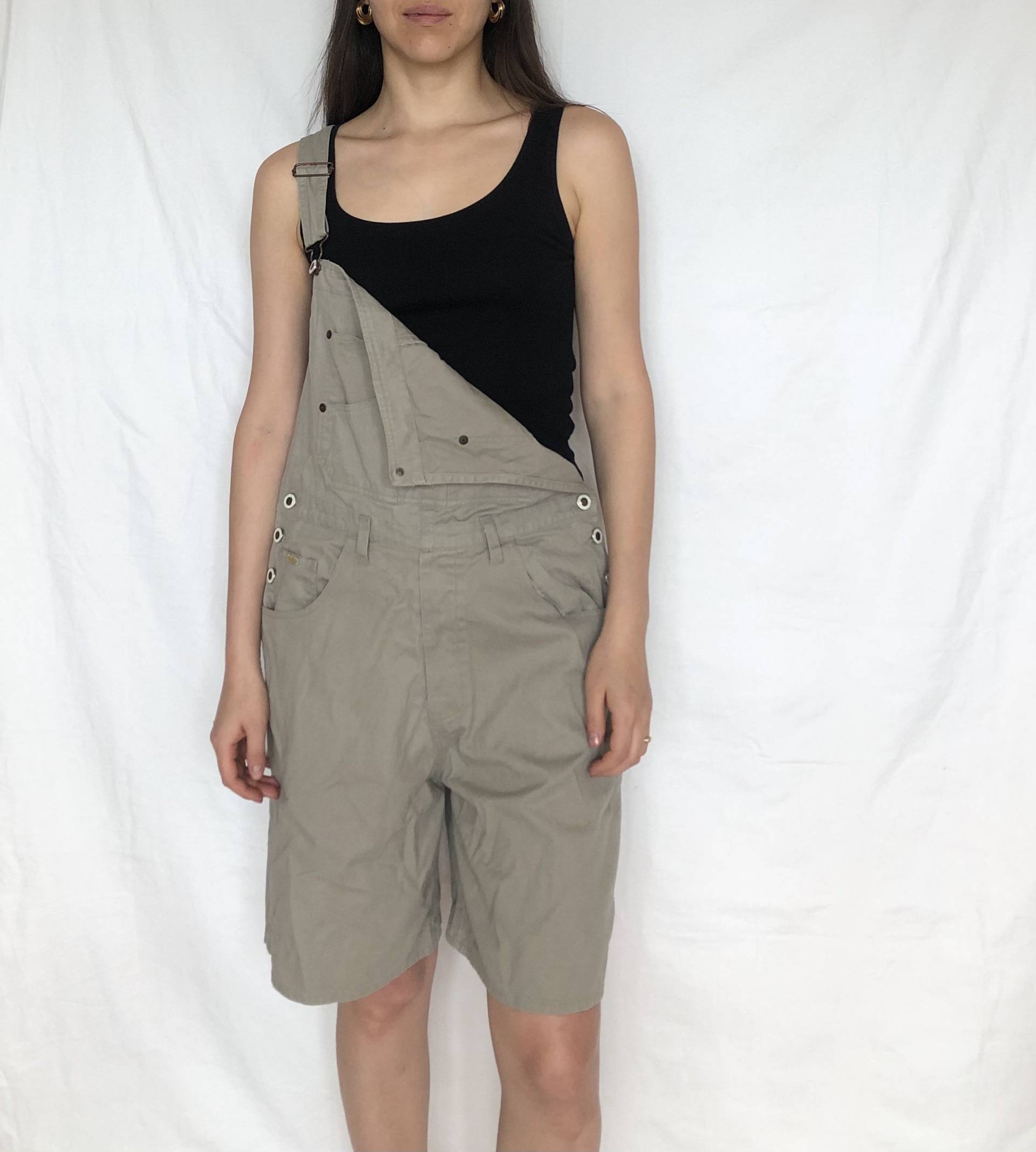 Vintage Arbeitskleidung Latzhose Workwear Jumpsuit Bermuda Shorts Overall Vintage Arbeitskleidung Latzhose Workwear Jumpsuit Bermuda Shorts Overall von MothLabVintage