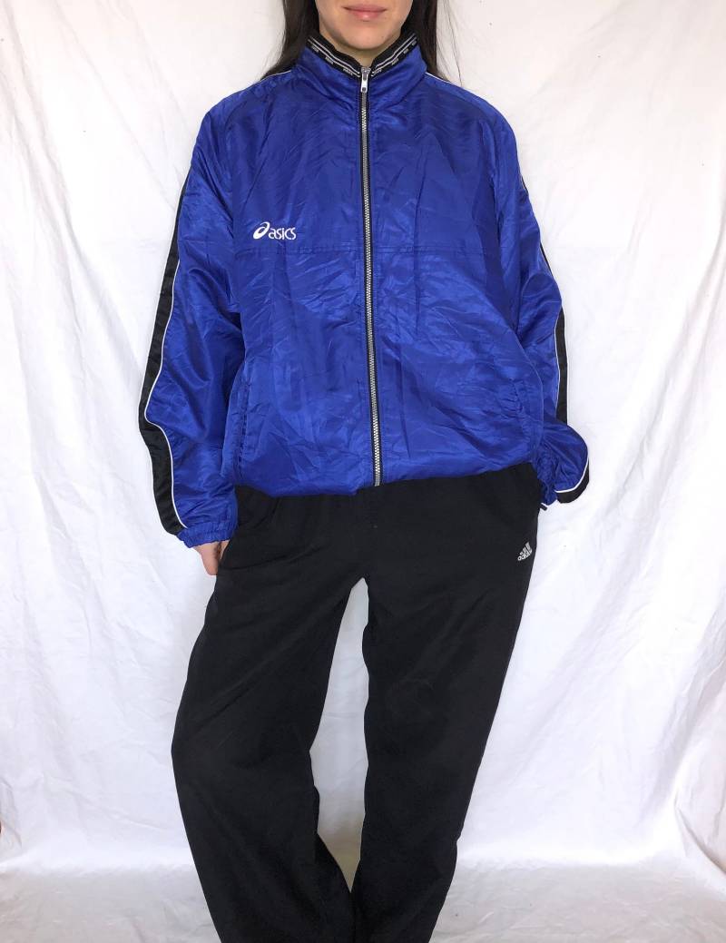 Vintage Asics Sportjacke Shell-Jacke Größe Xl von MothLabVintage