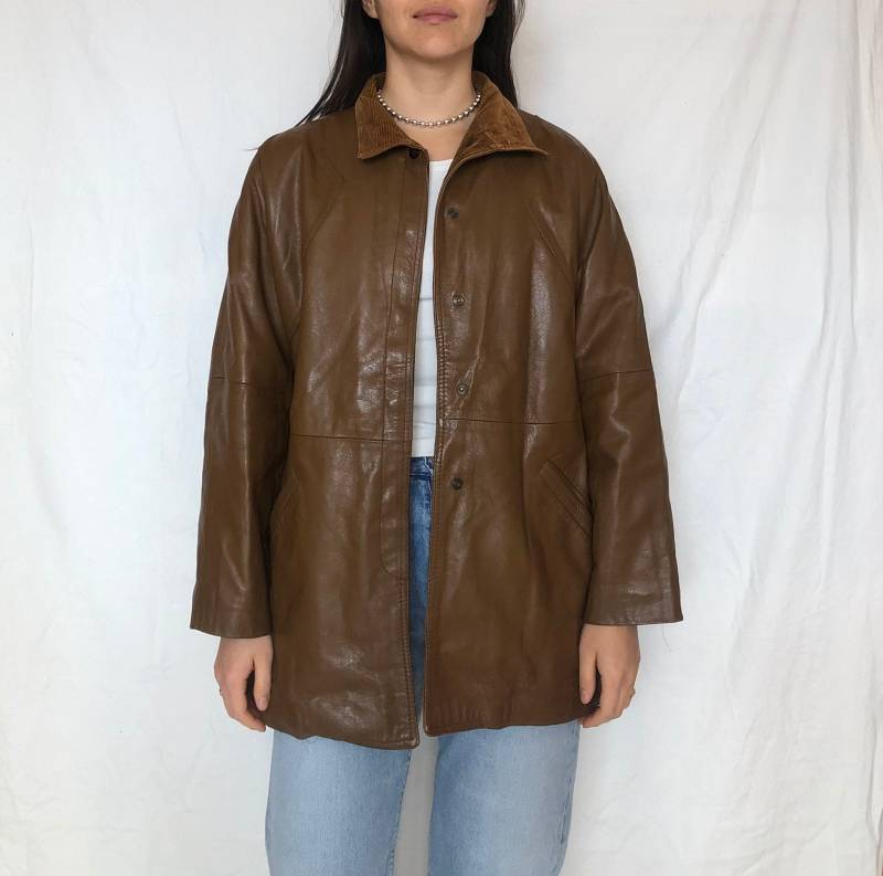 Vintage Lederjacke Braun Gerader Schnitt Größe M von MothLabVintage