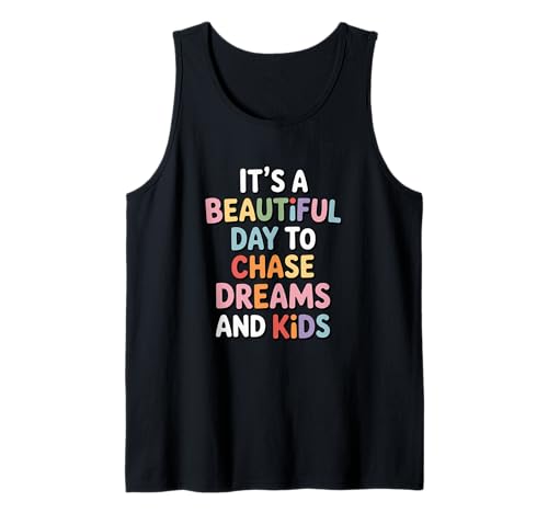 Schöner Tag Chase Dreams Kids Mom Life Tank Top Schöner Tag Chase Dreams Kids Mom Life Tank Top von Motherhood Dreams Family Love