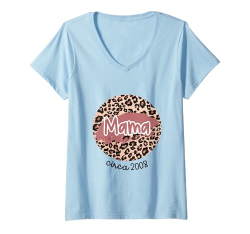 Damen Mama Circa 2008 Established Leopard Print Muttertag T-Shirt mit V-Ausschnitt Damen Mama Circa 2008 Established Leopard Print Muttertag T-Shirt mit V-Ausschnitt von Motherly Love Designs