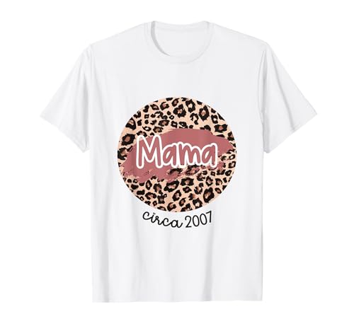 Mama Circa 2007 Established Leopard Print Muttertag T-Shirt von Motherly Love Designs