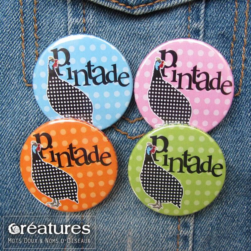 Abzeichen - Perlhuhn Farbe Ihrer Wahl von MotsDouxNomsdOiseaux