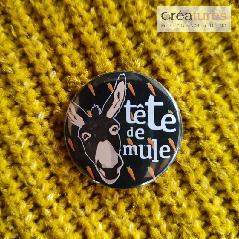 Maultierkopf-Humorabzeichen von MotsDouxNomsdOiseaux