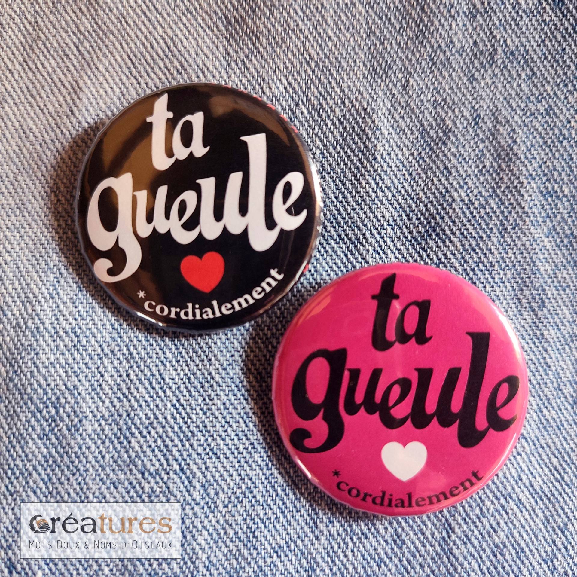 Rosa Oder Schwarzes Ta-Gueule-Soziopathen-Abzeichen von MotsDouxNomsdOiseaux