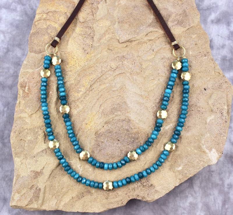 Smaragd Halskette Gold Münze Opal Aquamarin Saphir Türkis Edelstein Leder Sundance Schmuck Smaragd Halskette Gold Münze Opal Aquamarin Saphir Türkis Edelstein Leder Sundance Schmuck von MoudyMercantile