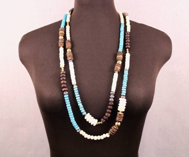 Turquoise Knochen Messing Holz Perlen Halskette Eclectic Mixed Media Schmuck Beachy Boho Wanderlust Big Bold Layered Multicolor Statement Braun Wrap Turquoise Knochen Messing Holz Perlen Halskette Eclectic Mixed Media Schmuck Beachy Boho Wanderlust Big Bold Layered Multicolor Statement Braun Wrap von MoudyMercantile