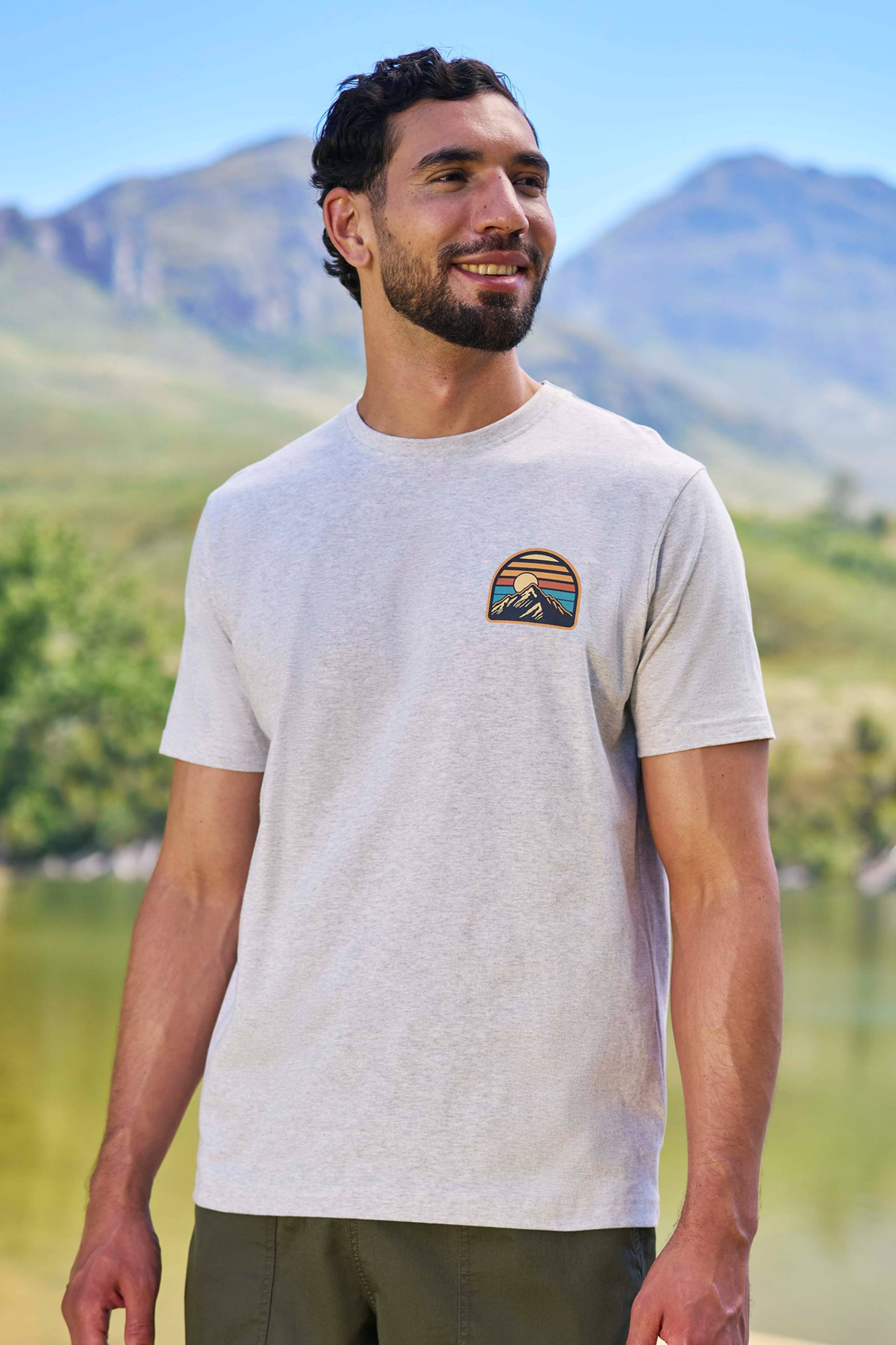 Crest Mountain Herren T-Shirt - Grau von Mountain Warehouse
