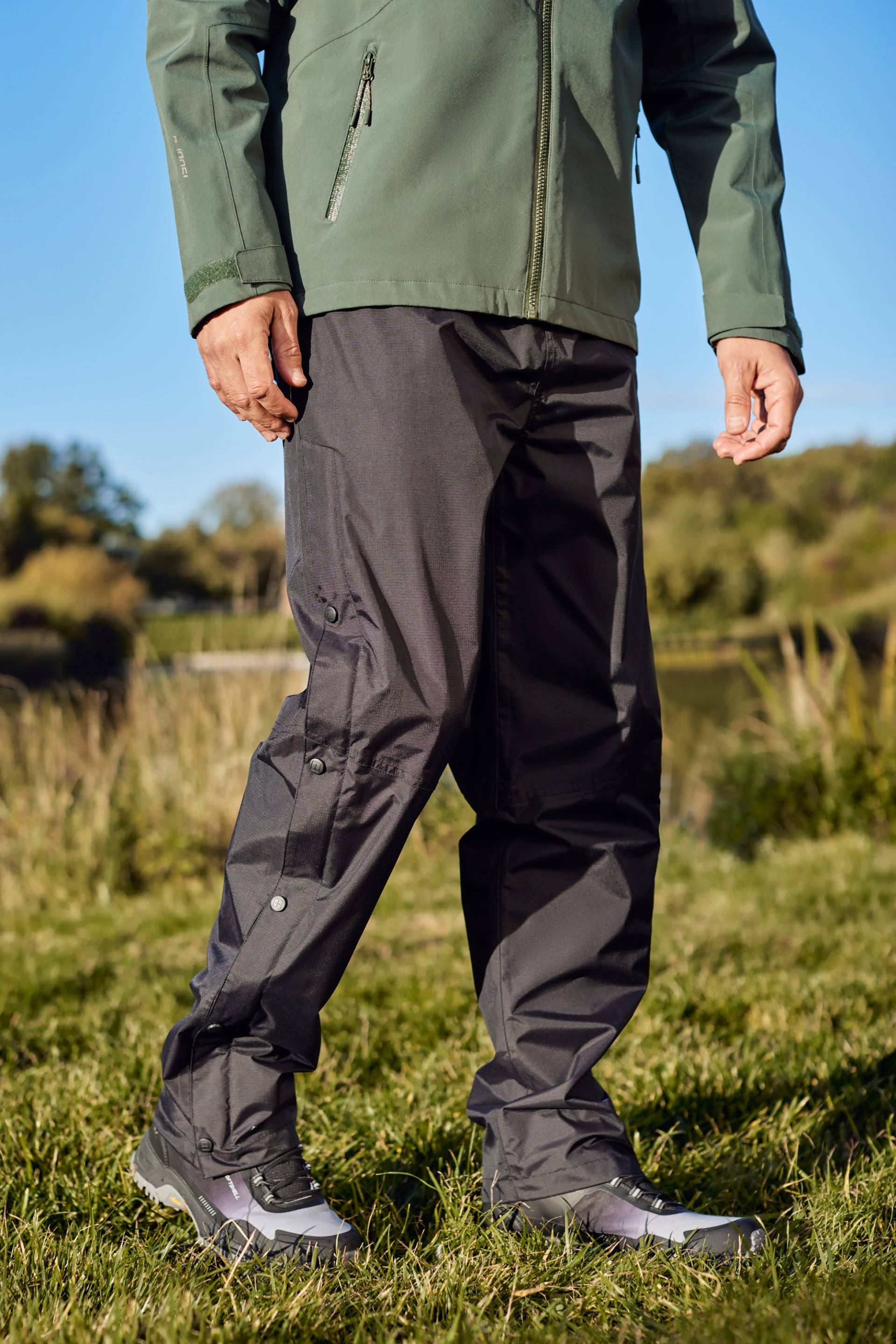 Extreme Downpour Wasserdichte Herren-Überhose - Schwarz von Mountain Warehouse