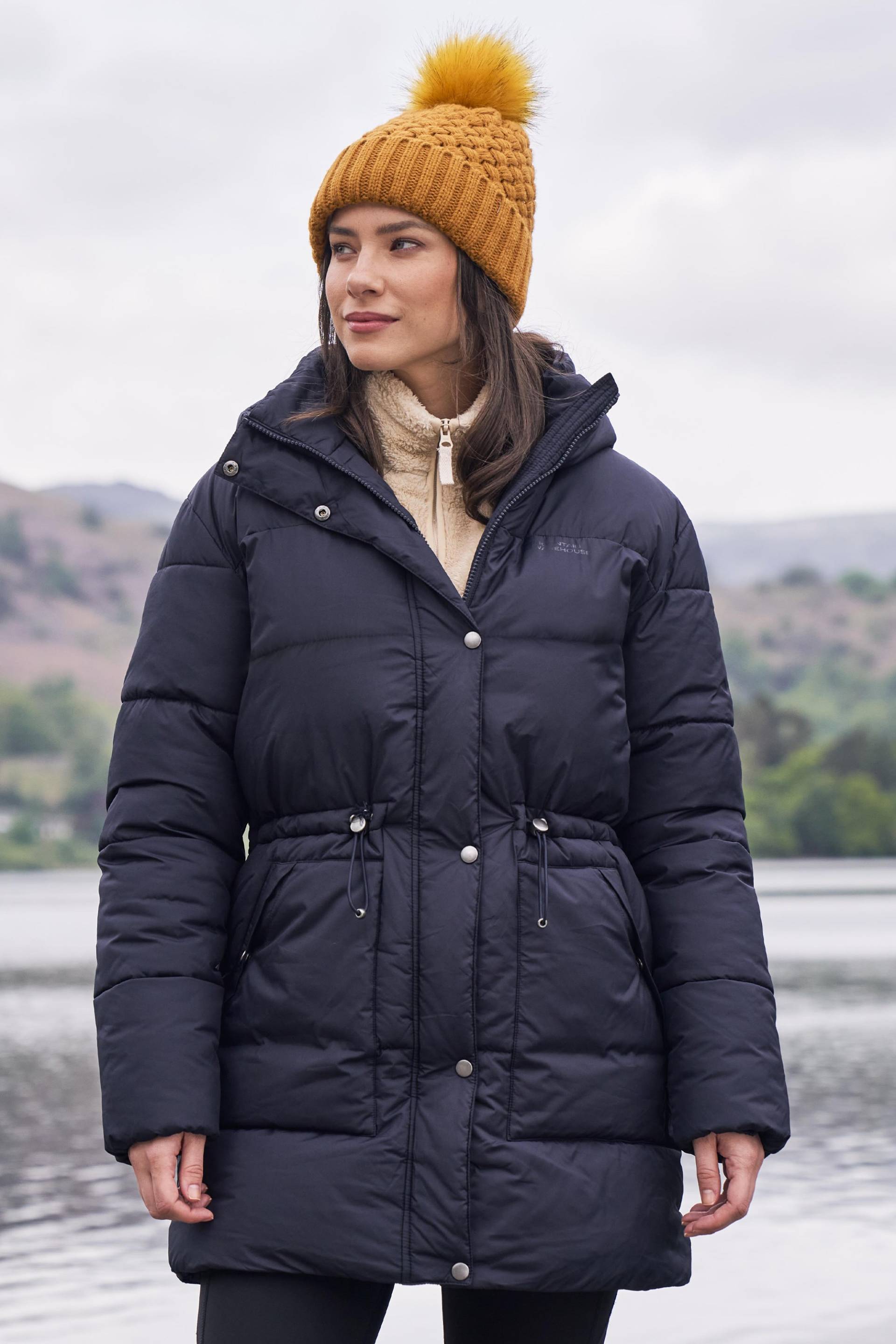 Kentish Damen-Steppjacke mit Gürtel - Marineblau von Mountain Warehouse