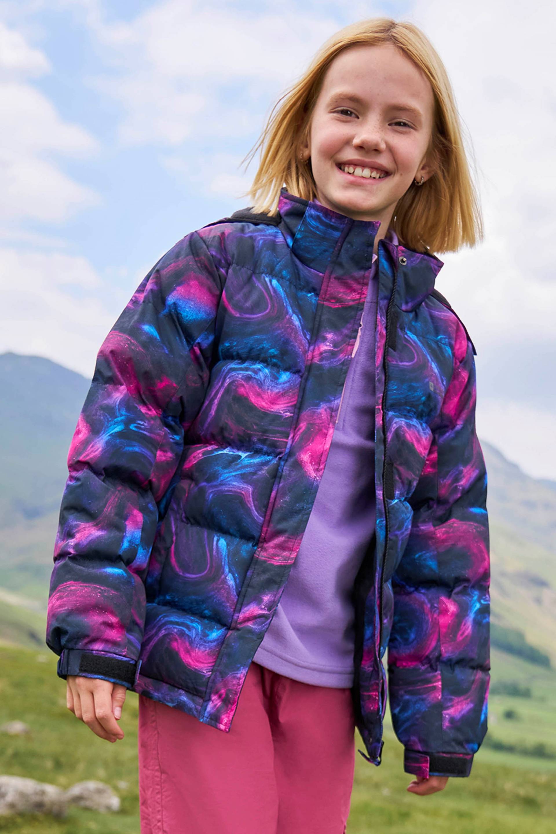 Snow II Gemusterte Wasserabweisende Kinder-Steppjacke - Schwarz Snow II Gemusterte Wasserabweisende Kinder-Steppjacke - Schwarz von Mountain Warehouse