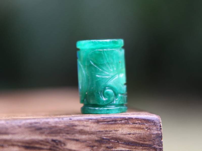 Geschnitzte Grüne Jade Edelstein Tube Dreadlock Perle 5 Mm/6 Loch | 3/16 - 1/4 Inch Schmuck | Dread Zubehör Grünes Haarperlen-Accessoire von MountainDreads