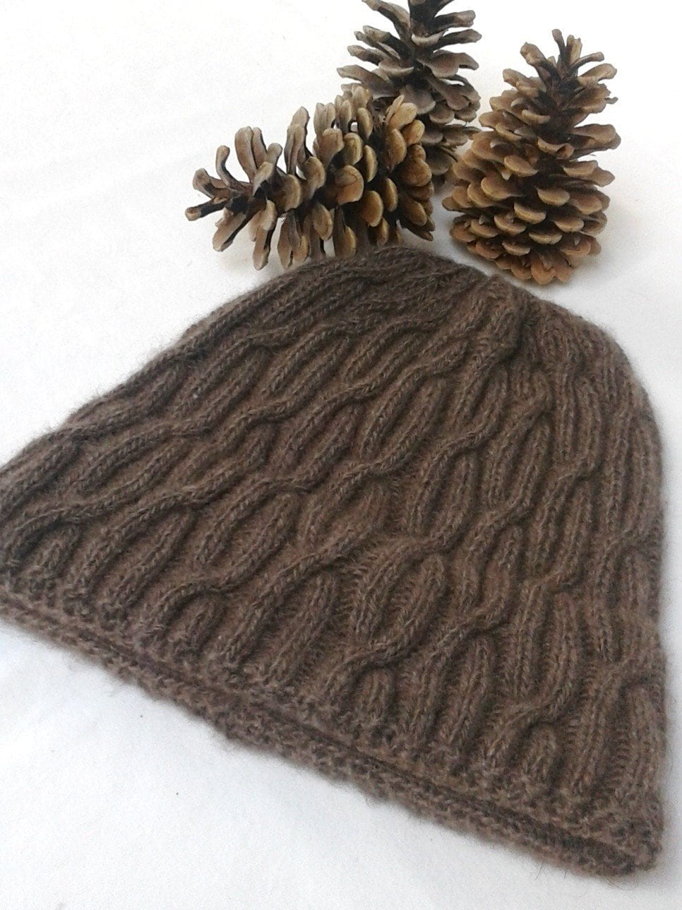 Handgestrickte Muetze Fuer Damen Oder Herren "Denman Island", Aus Reinem Qiviut | Moschusochse Mit Zopfkrempe von MountainMasche