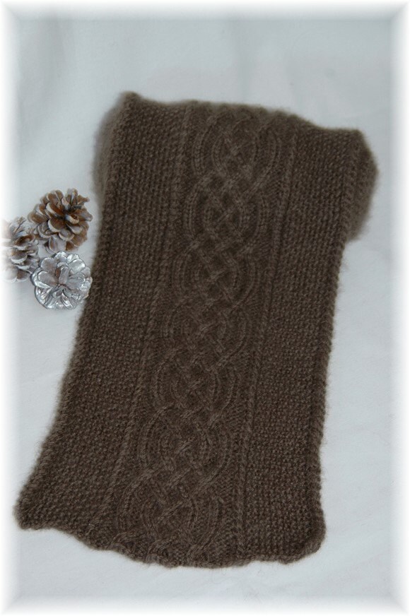 Maennerschal, Handgestrickt in Reinem Qiviut "Vancouver Island" - Das Ideale Geschenk Fuer Ihn Zu Jedem Anlass von MountainMasche