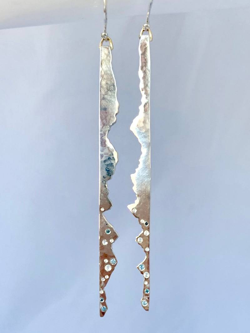 Berg Silhouette Bar Ohrringe Recycelte Sterling Silber Ohrringe Berg Silhouette Bar Ohrringe Recycelte Sterling Silber Ohrringe von MountainRingJewelry