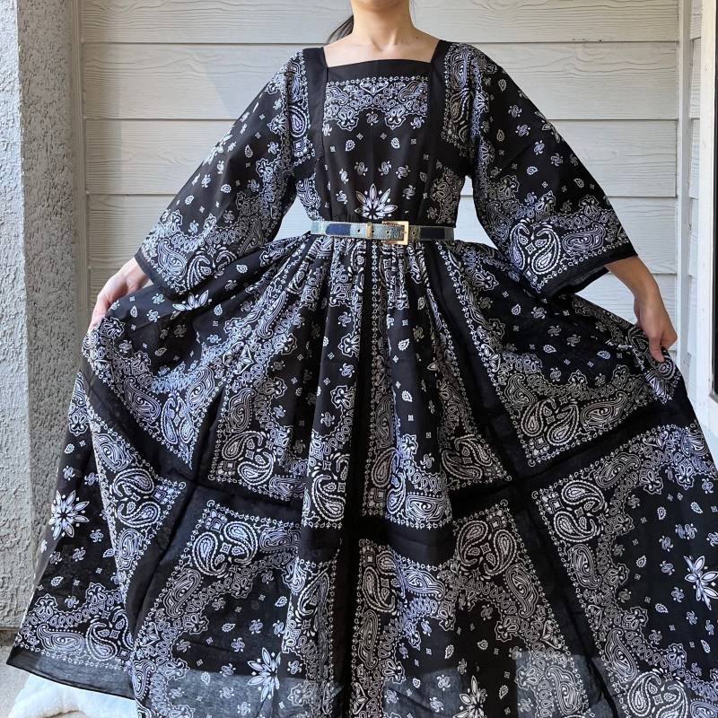 Handgemachtes Maxi Bandana Kleid Reines Schwarz von MouseDarlingCo