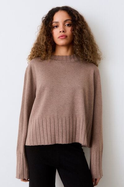 Movesgood Pullover Modell: Hay von Movesgood