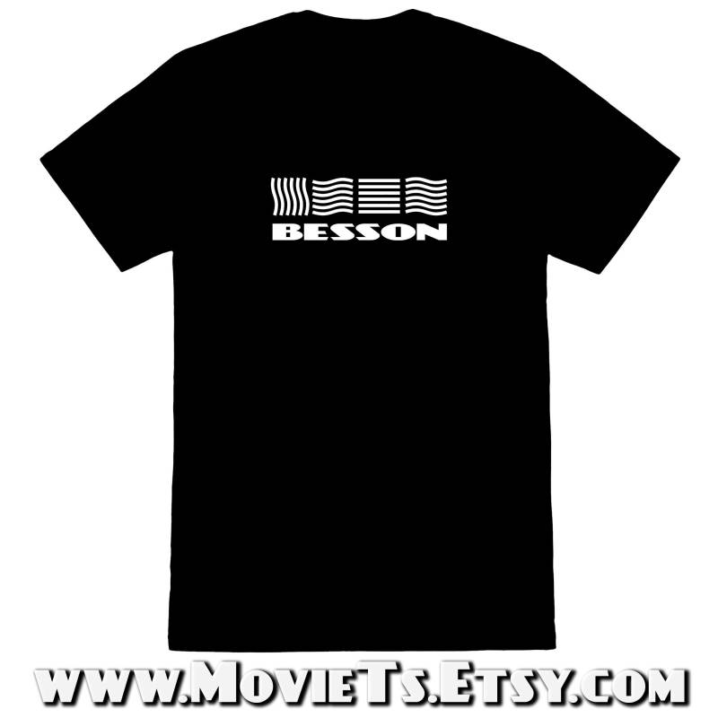 Ein Klassiker Von Besson 2 - Unisex-Kurzarm-T-Shirt Ein Klassiker Von Besson 2 - Unisex-Kurzarm-T-Shirt von MovieTs
