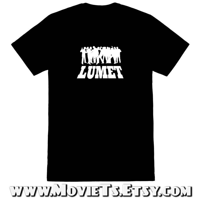 Ein Klassiker Von Lumet - Kurzarm-Unisex T-Shirt Ein Klassiker Von Lumet - Kurzarm-Unisex T-Shirt von MovieTs