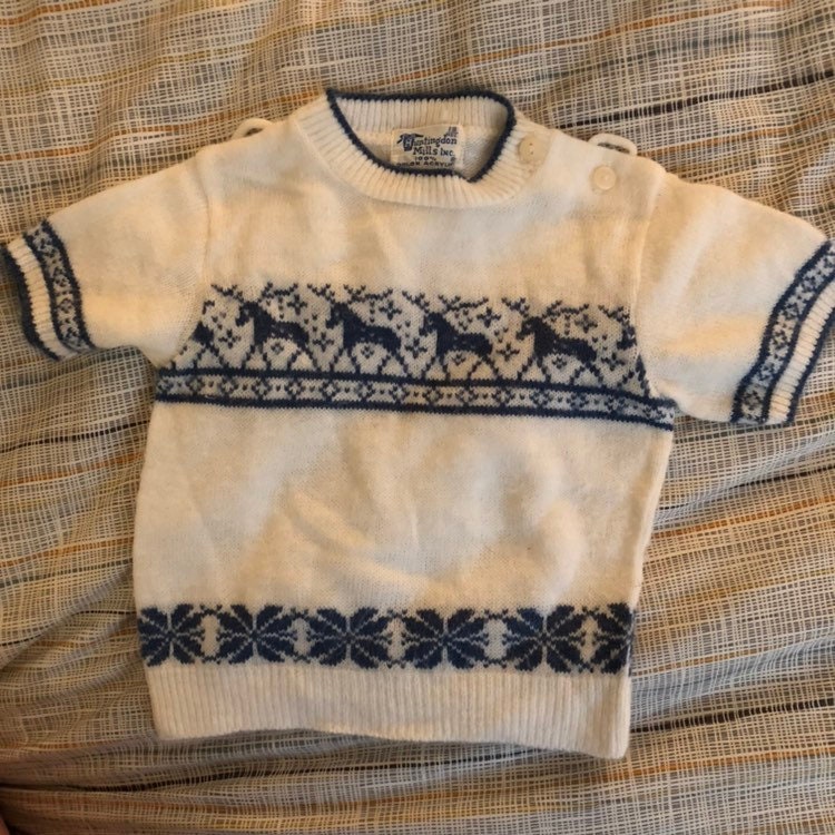 1950Er Weiß Und Blau Rentier Pullover Baby Mädchen/ Junge 18 Monate von MovingMamasVintage
