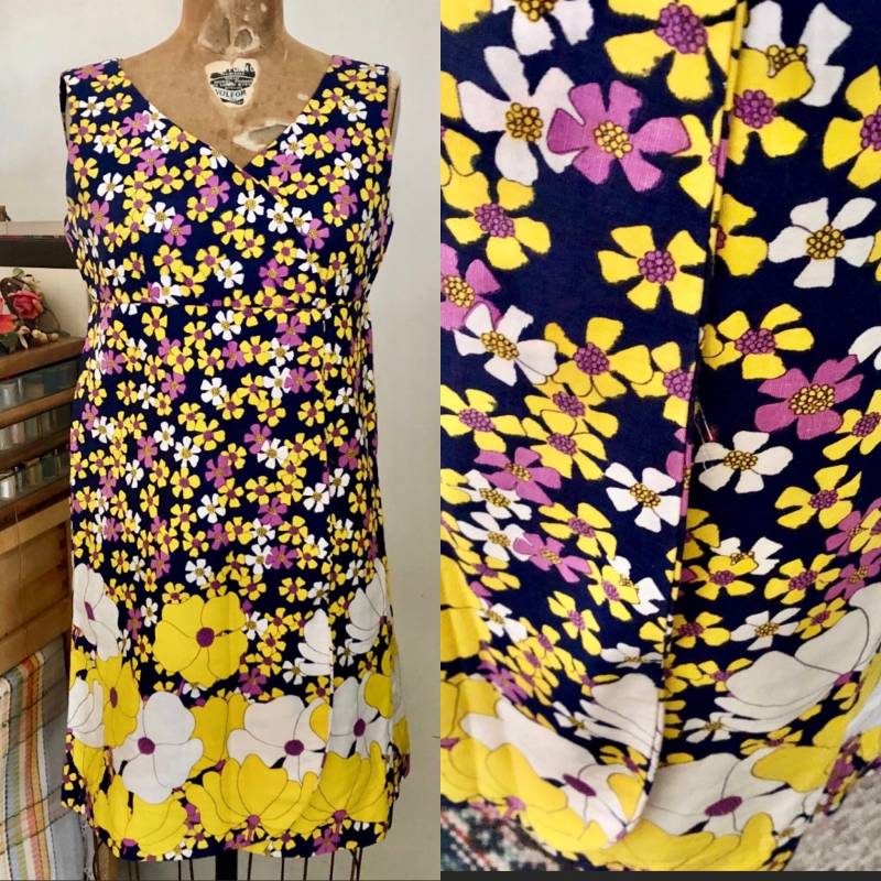 1960S Flower Power Handgemachtes Wickelkleid Aus Baumwolle Mit Blumenmuster Gr. Xs von MovingMamasVintage