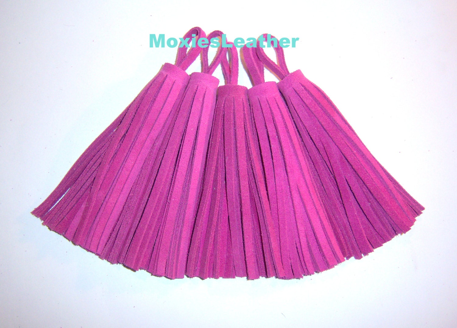 Echte Wildleder-Tassel, Heiße Rosa Tassel, Echte Tassel in Echtem Wildleder, Handtassel-Tassel Für Halskette von MoxiesLeather