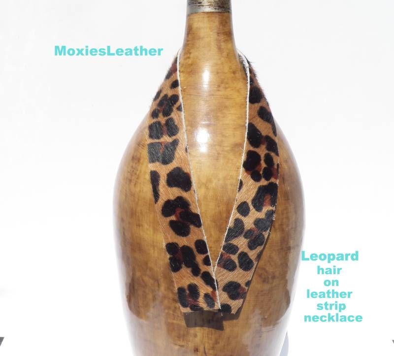 Langes Lederband - Haare An Lederbändern Für Halskette Bronze Tierfell Leder , Kuhfell Mit Haaren Am Band Langes Lederband - Haare An Lederbändern Für Halskette Bronze Tierfell Leder , Kuhfell Mit Haaren Am Band von MoxiesLeather